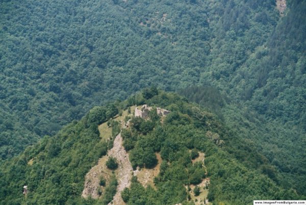 bulgarian castles krivus 3