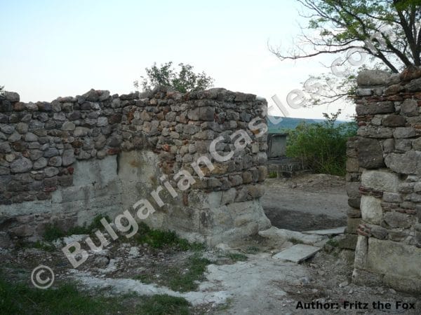 Bulgarian Castles Toplitsosjpg (2)