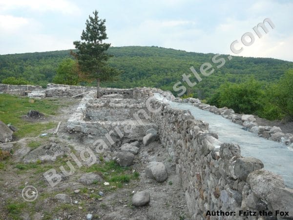 Bulgarian Castles Toplitsosjpg (4)