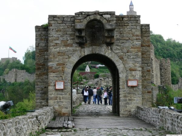 bulgarian castles tsarevets 3
