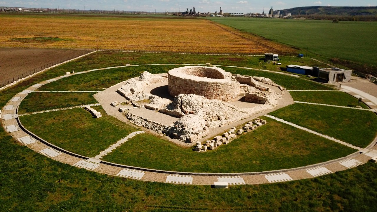 Гр. Никопол - Холъвник