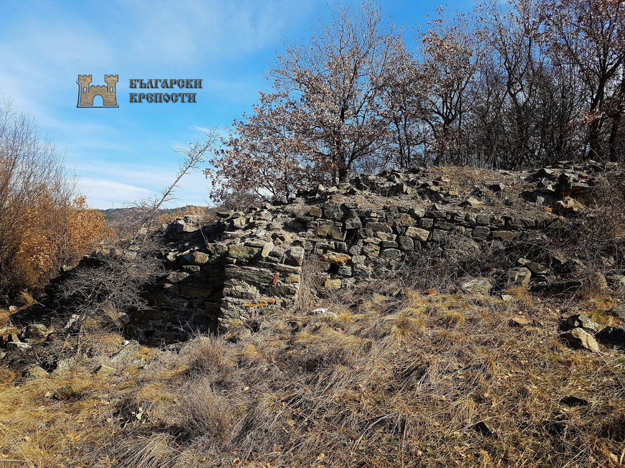 С. Церово - крепост Церово / Градището